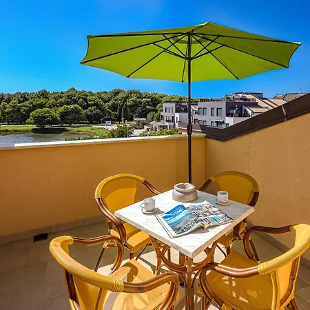 Vizula By Interhome Διαμέρισμα Μεντουλίν